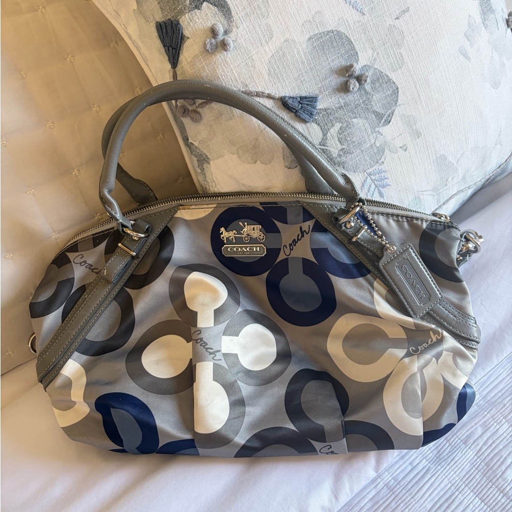 Coach Gray & Navy Signature C purse